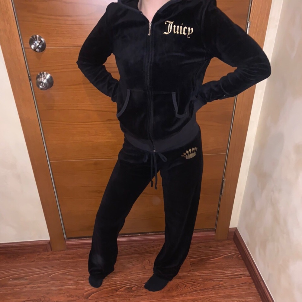 Black juicy couture tracksuit!